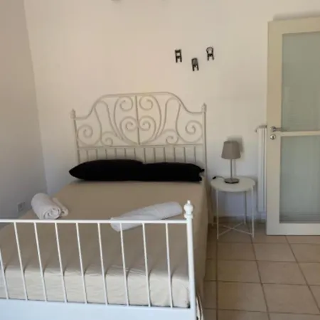 Benedetto Cairoli Guest House-3